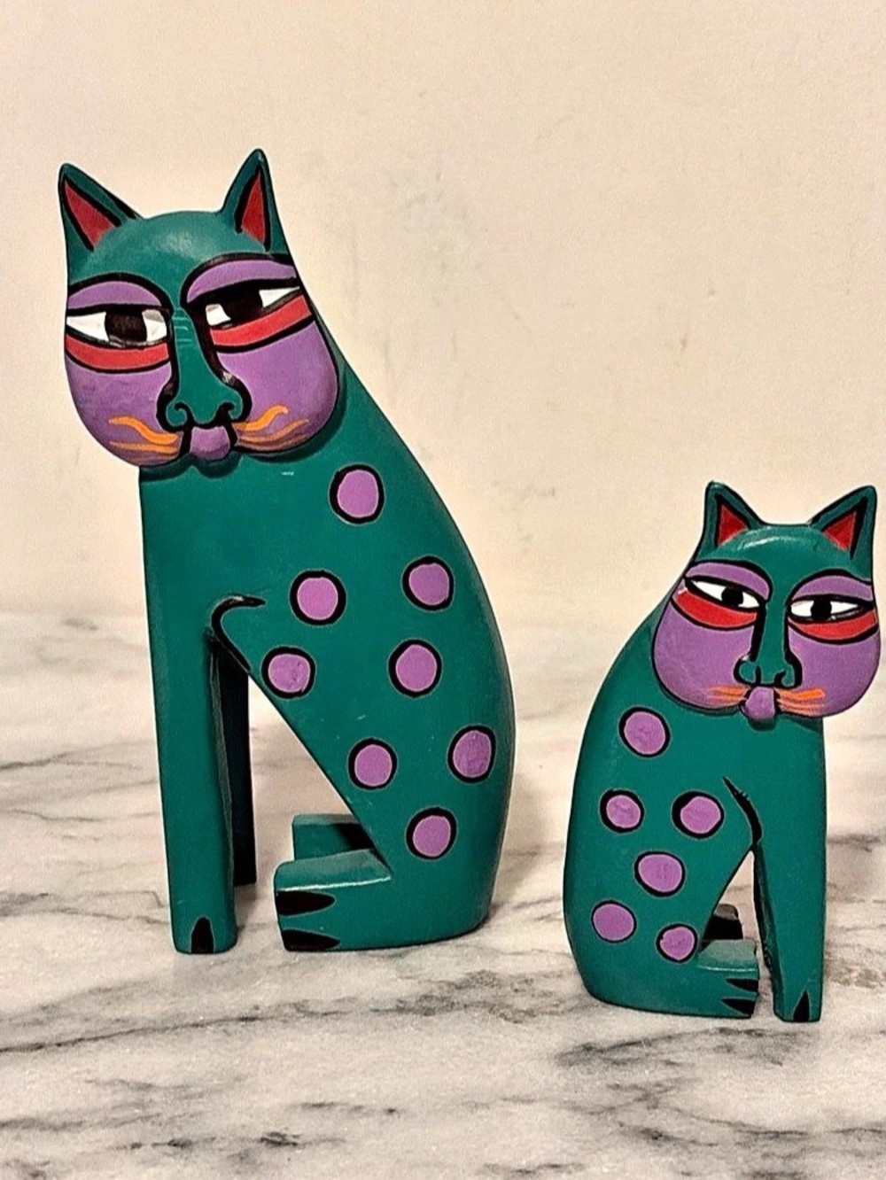 Laurel Burch Green & Purple Polka Dot Cat Decor Set 6” & 4”